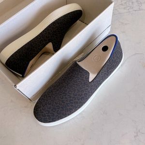 Brand New- Rothy’s sneaker Women 12.5 (fits closer to 12)